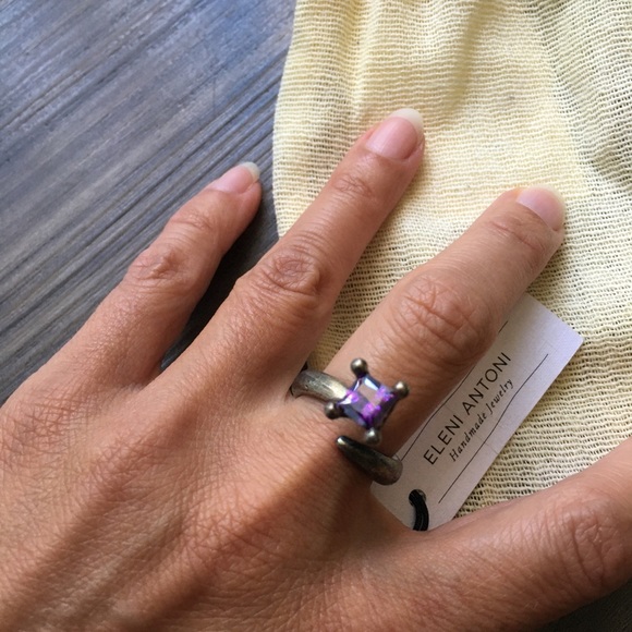 Ring - Picture 2 of 11